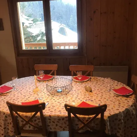 Du Grand Cerf Servoz